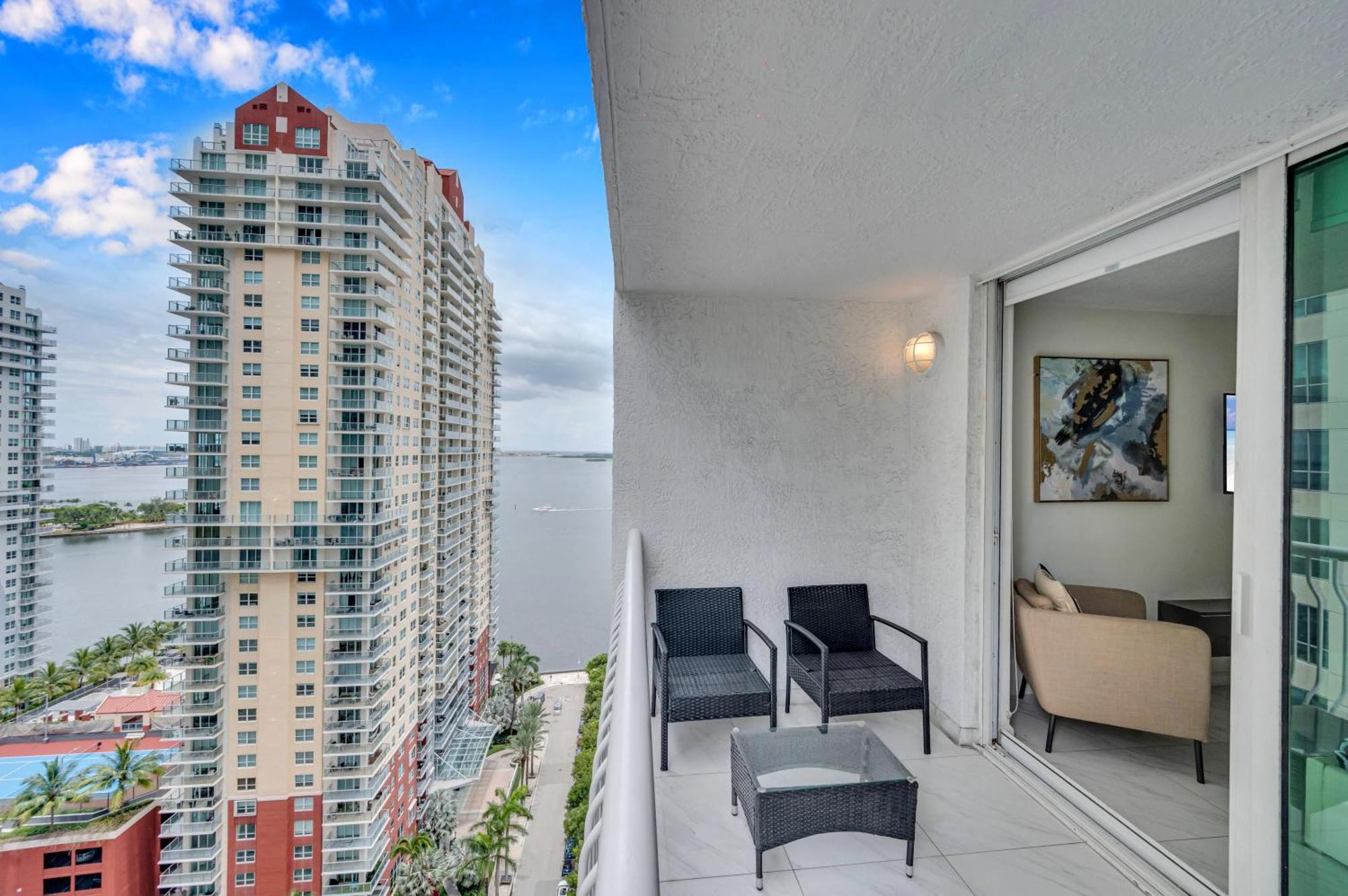 Beautiful High Floor Studio * Brickell * Ocean View Apartment Miami Exterior photo